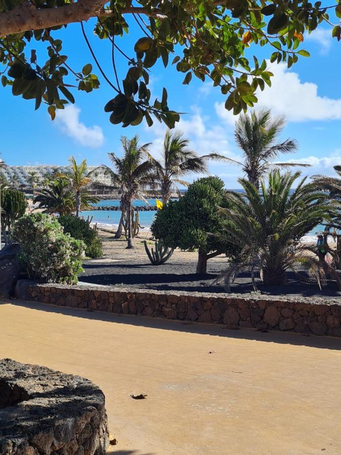 Cozy Waterman Beach House Costa Teguise Exterior photo