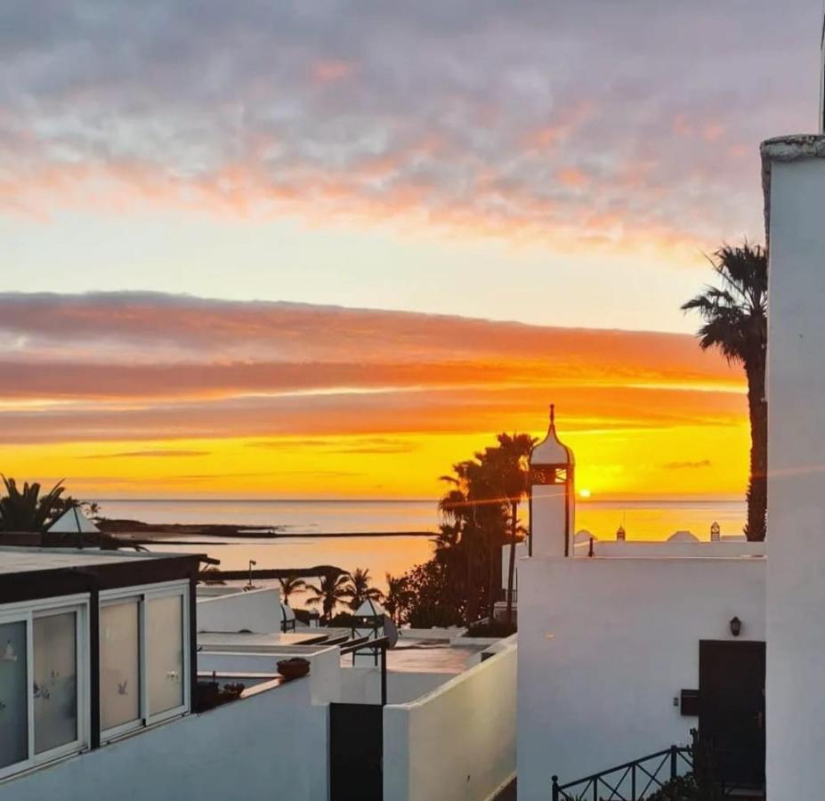 Cozy Waterman Beach House Costa Teguise Exterior photo